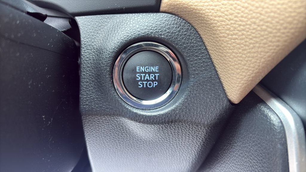 Used 2022 Toyota RAV4 Limited w/ Limited Grade Weather Package FWD image 24