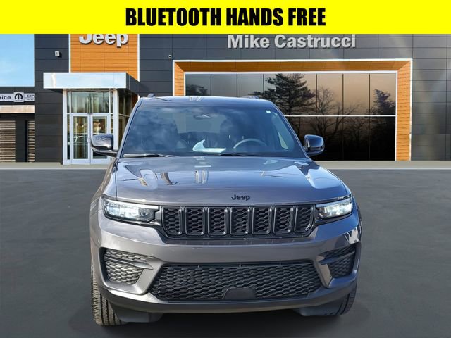 Certified 2023 Jeep Grand Cherokee Altitude image 2