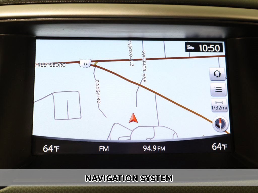 Used 2019 Nissan Pathfinder SL image 3