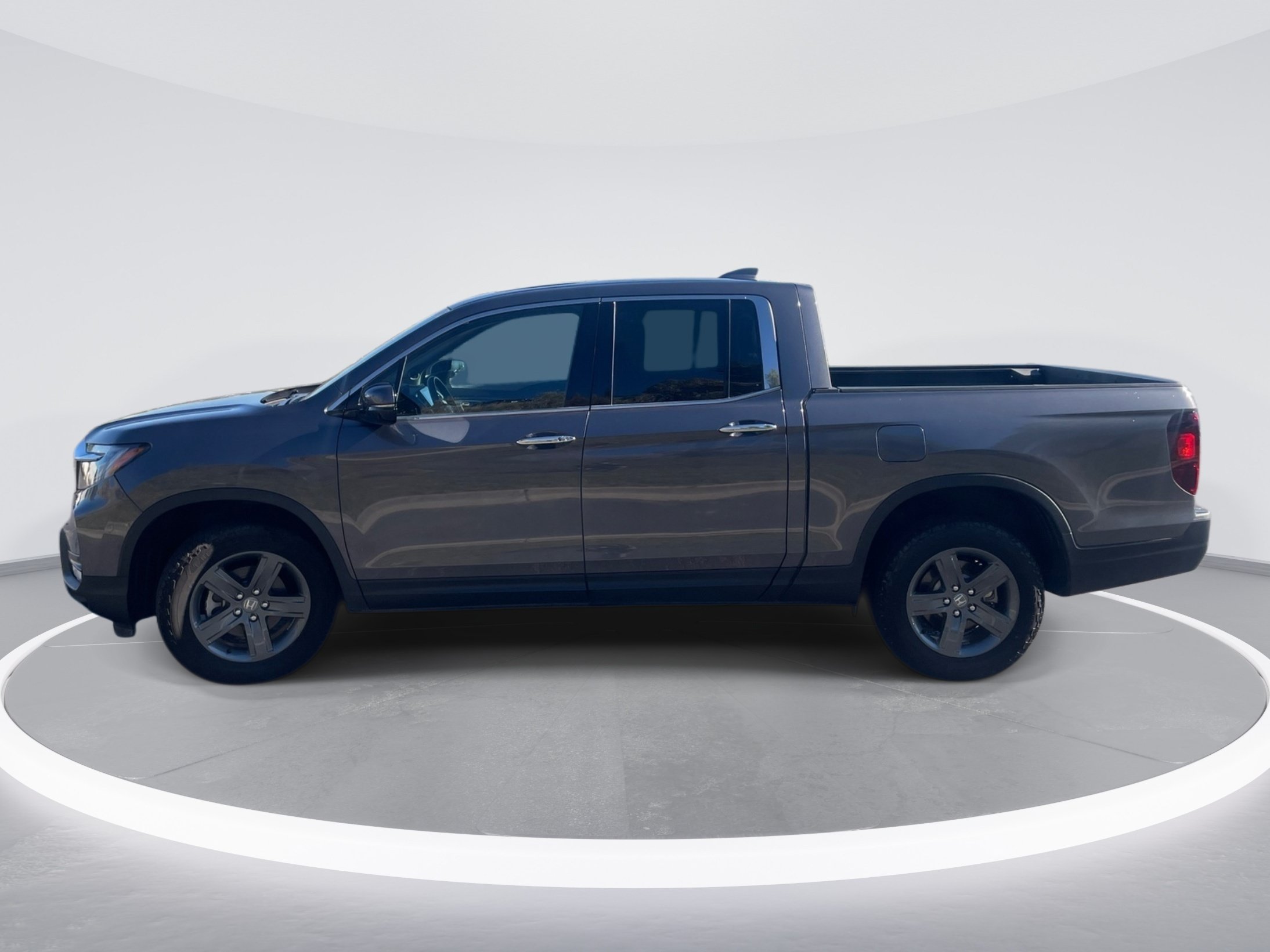 Used 2023 Honda Ridgeline RTL-E image 4