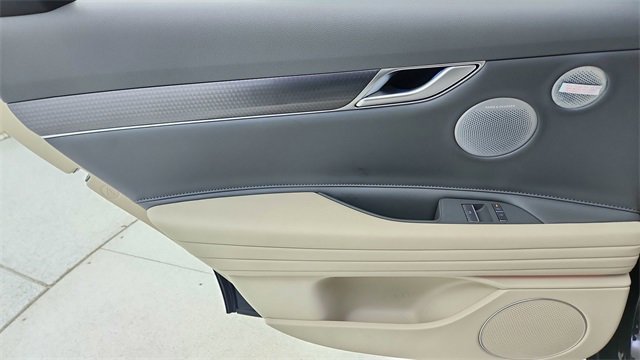 Used 2025 Genesis G80 2.5T Sport Prestige image 31