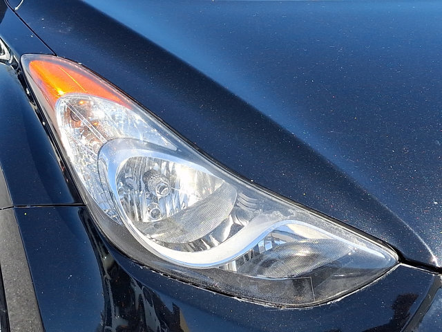 Used 2013 Hyundai Elantra GLS w/ Preferred Pkg image 9