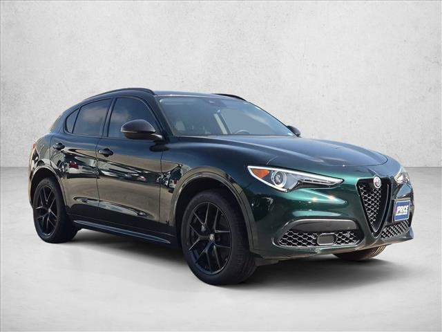Used 2021 Alfa Romeo Stelvio Ti w/ Nero Edizione AWD/4WD image 3