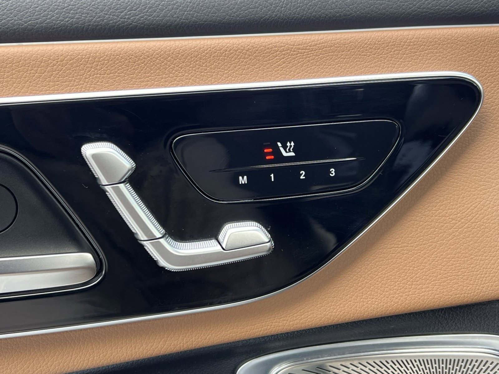 Certified 2024 Mercedes-Benz CLE 300 4MATIC Coupe image 33