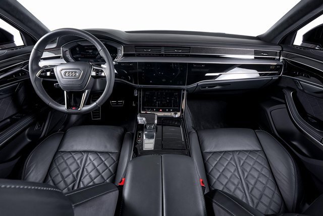 Used 2024 Audi S8 w/ S8 Comfort Plus Package image 34