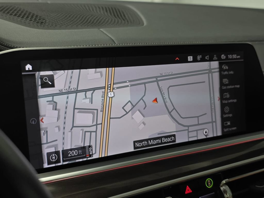 Used 2022 BMW X5 sDrive40i w/ Premium Package RWD image 17