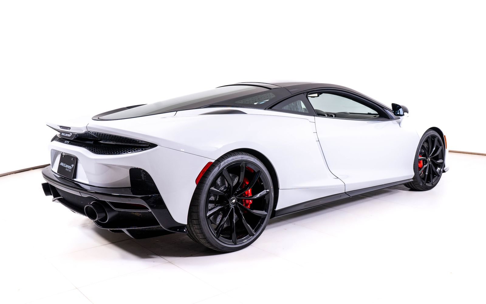 New 2026 McLaren GTS RWD image 5