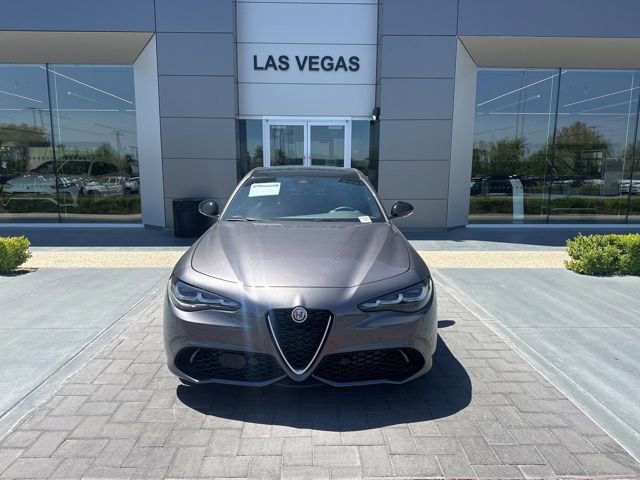 Used 2024 Alfa Romeo Giulia Ti w/ Performance Driving Package RWD image 2
