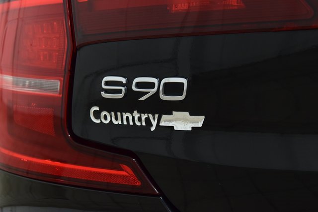 Used 2018 Volvo S90 T5 Momentum w/ Convenience Package image 22