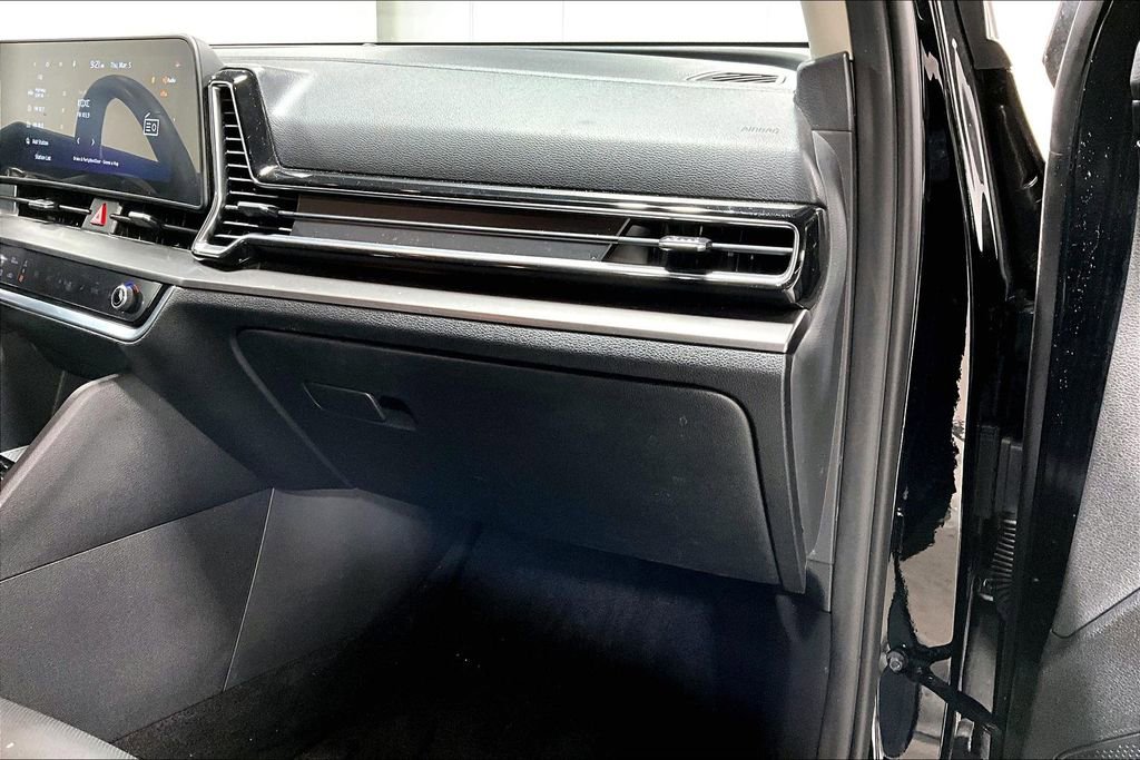 Used 2023 Kia Sportage EX image 19