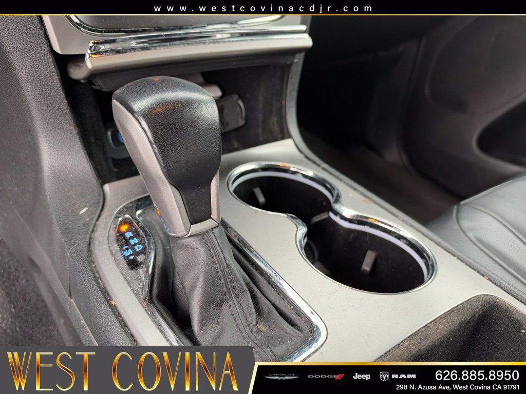 Used 2021 Jeep Grand Cherokee Laredo RWD image 21