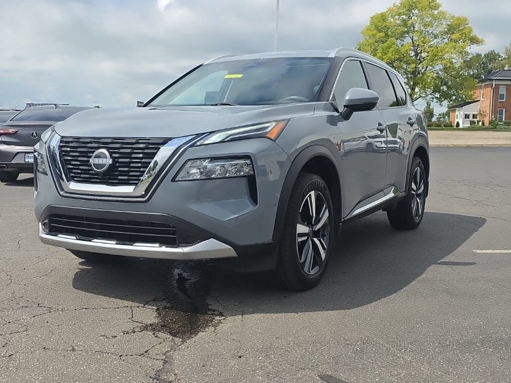 Used 2023 Nissan Rogue Platinum w/ Platinum Premium Package AWD/4WD image 3