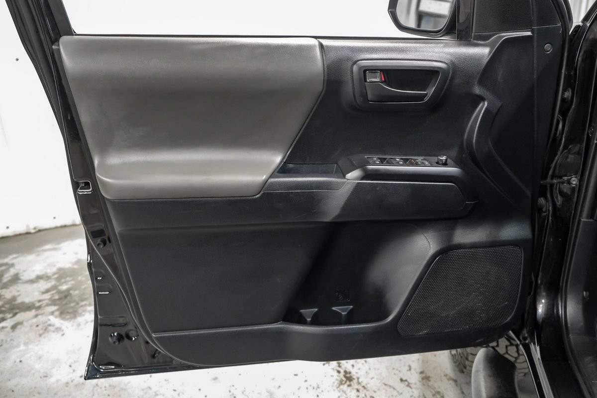 Used 2018 Toyota Tacoma SR w/ SR Convenience Package AWD/4WD image 38