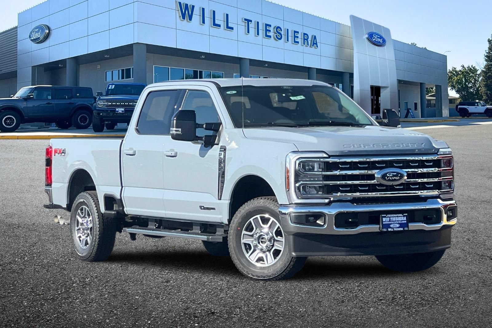 New 2026 Ford F250 Lariat w/ FX4 Off-Road Package AWD/4WD image 2