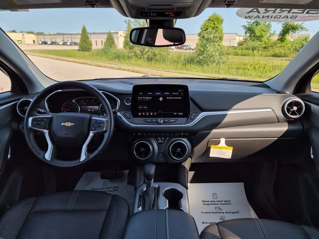 Used 2024 Chevrolet Blazer LT FWD image 33
