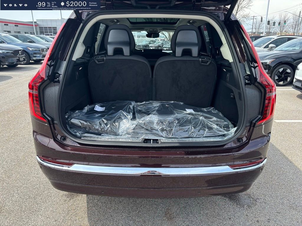 New 2026 Volvo XC90 B6 Plus w/ Protection Package AWD/4WD image 17