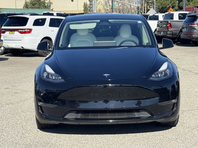 Used 2022 Tesla Model Y Performance image 2