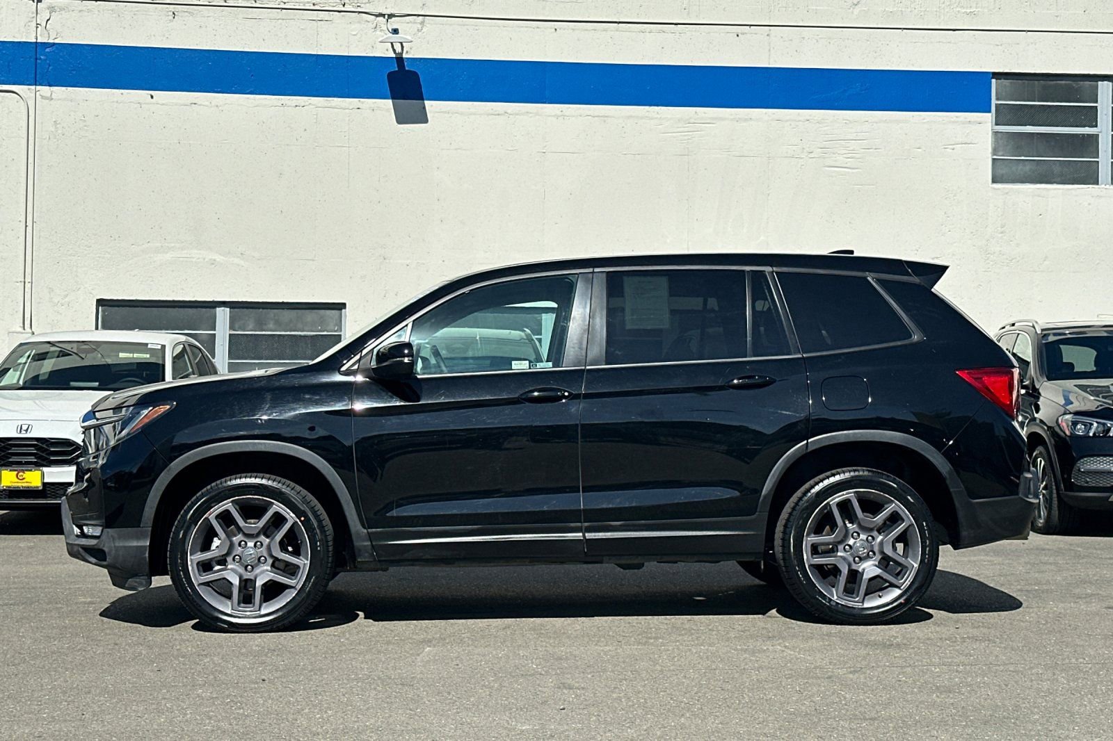 Used 2023 Honda Passport EX-L image 7