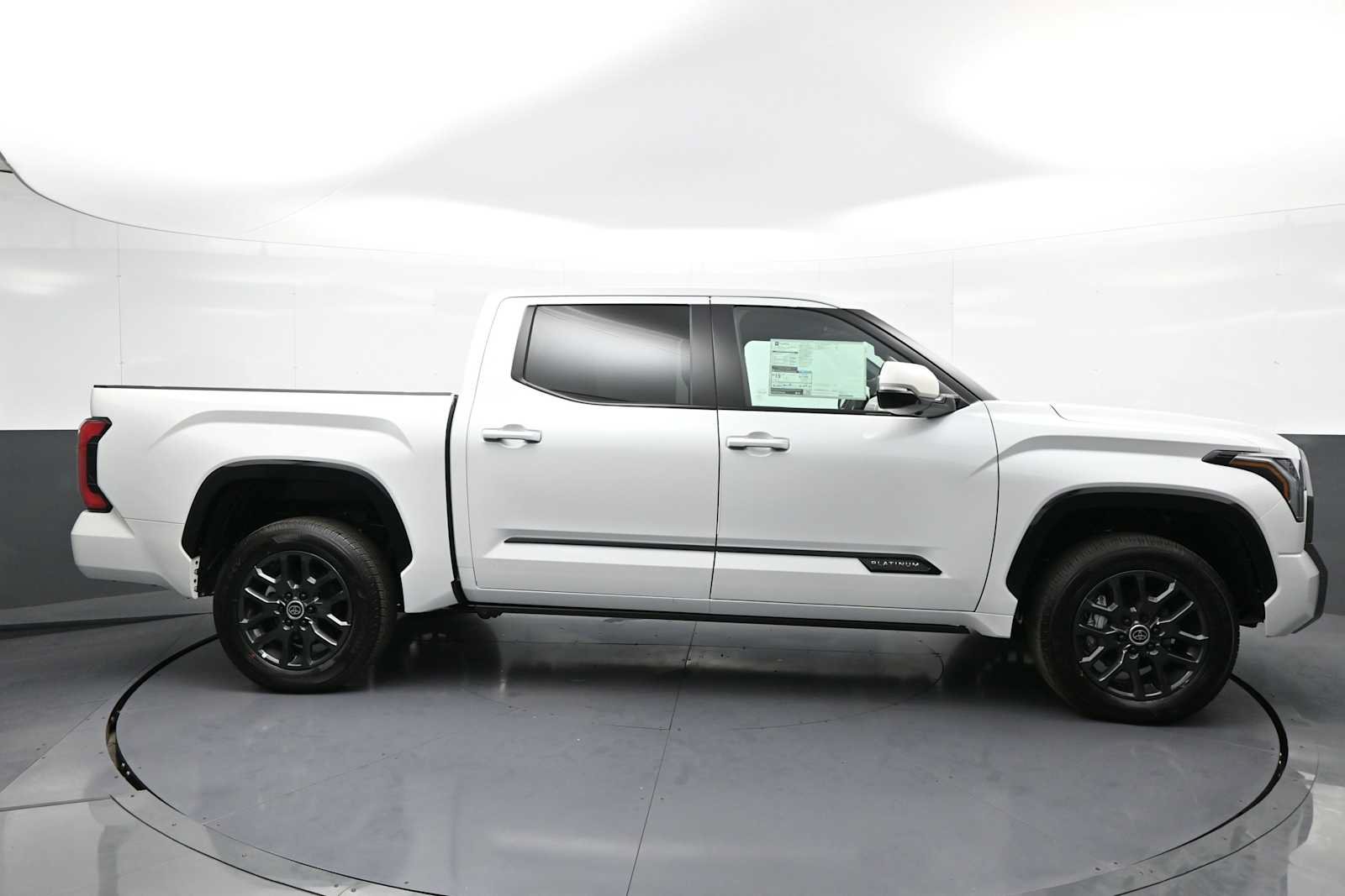 New 2024 Toyota Tundra Platinum AWD/4WD image 5