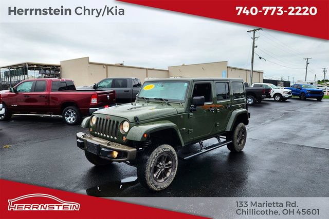 Used 2016 Jeep Wrangler Unlimited Sahara AWD/4WD image 3