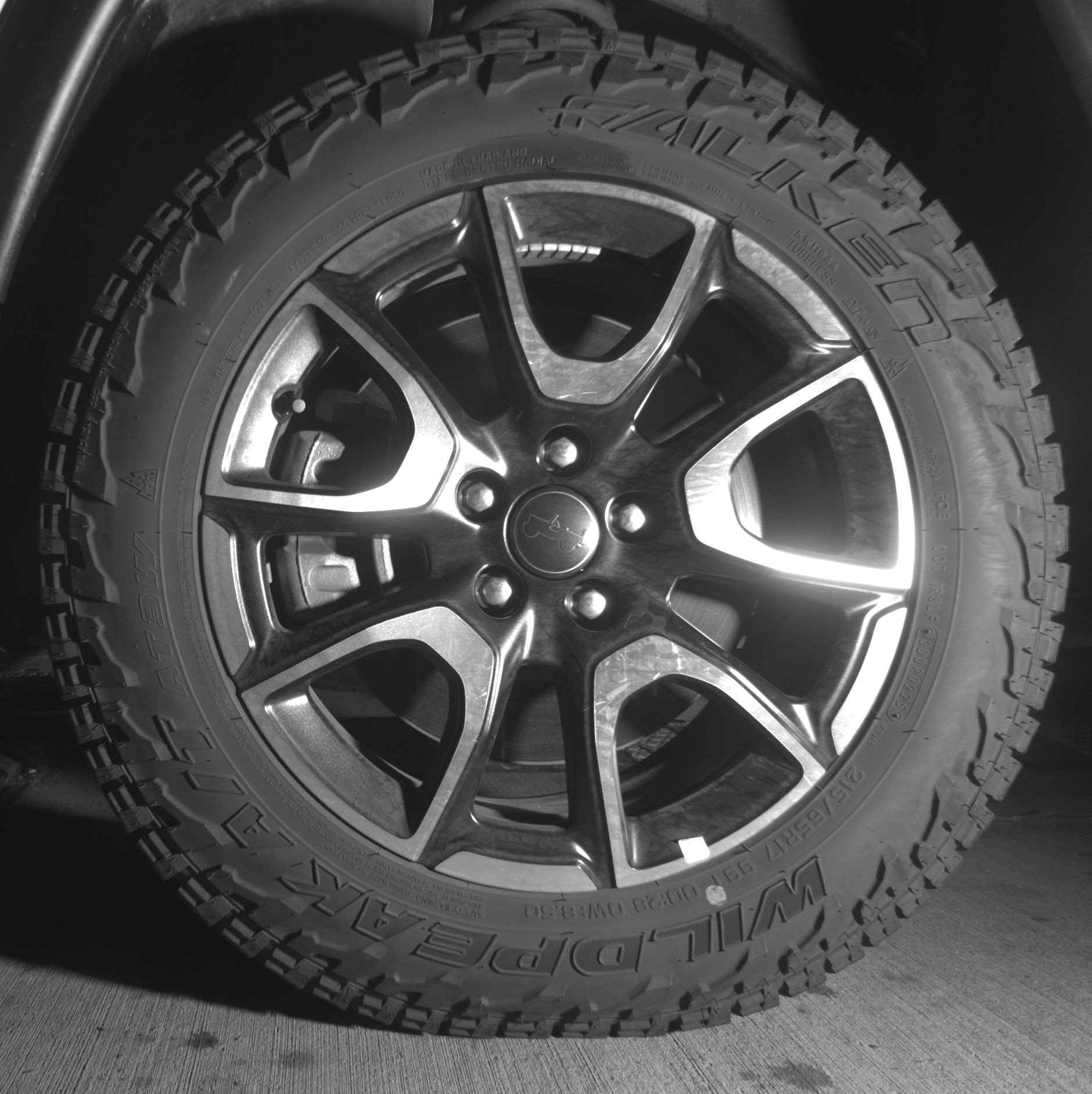 Used 2025 Jeep Compass Trailhawk AWD/4WD image 12