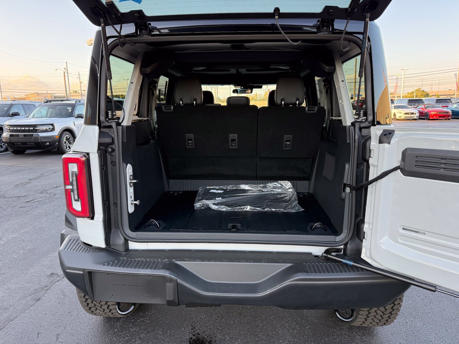 New 2026 Ford Bronco Badlands AWD/4WD image 42