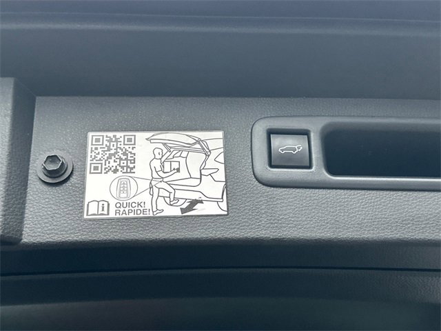 Certified 2024 Toyota Highlander XLE image 7