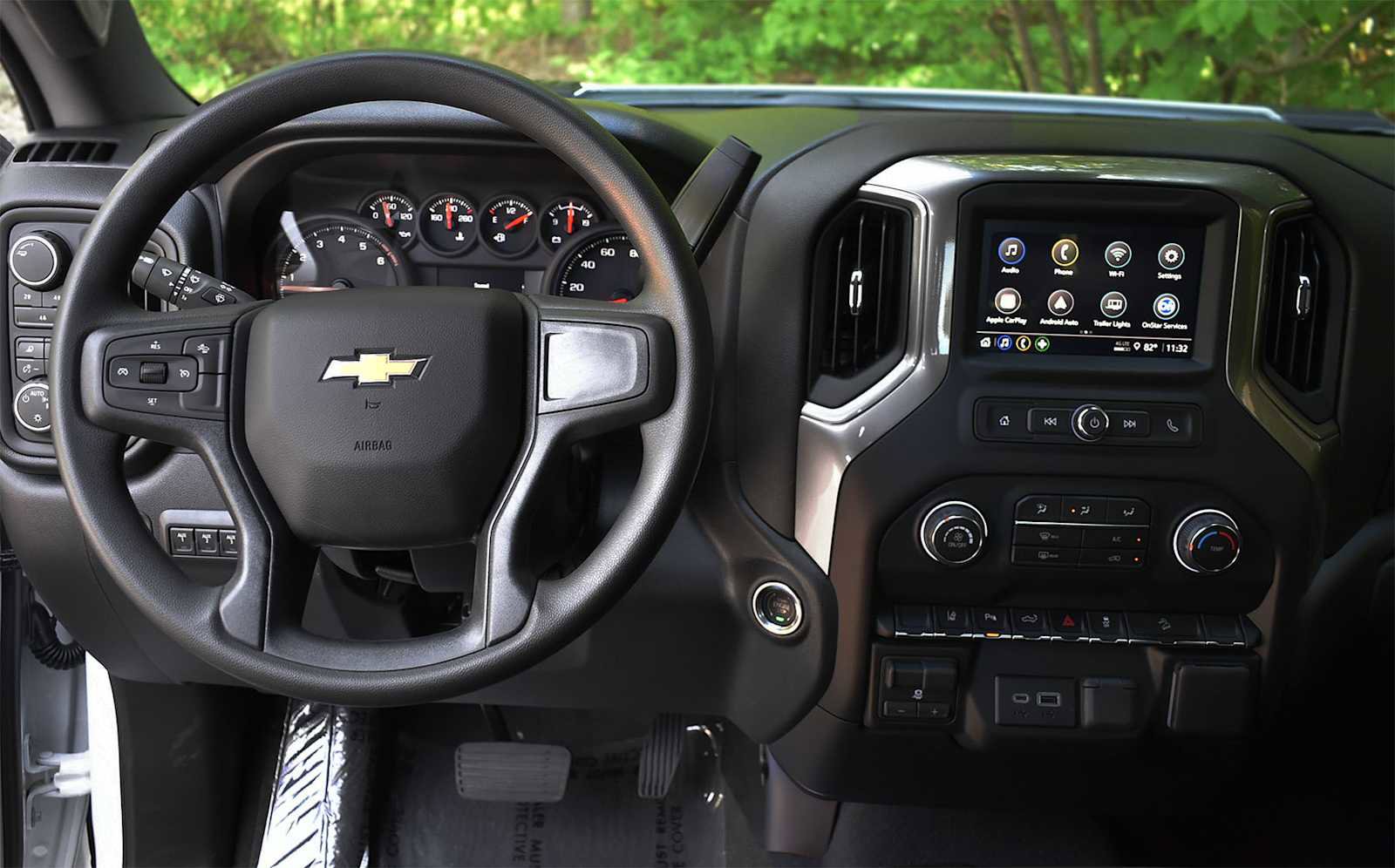 New 2026 Chevrolet Silverado 2500 Custom w/ Custom Value Package AWD/4WD image 12