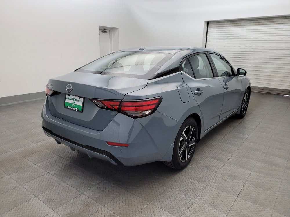 Used 2025 Nissan Sentra SV FWD image 9