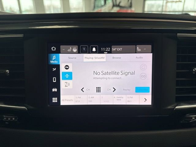 Used 2023 Chrysler Voyager LX image 42