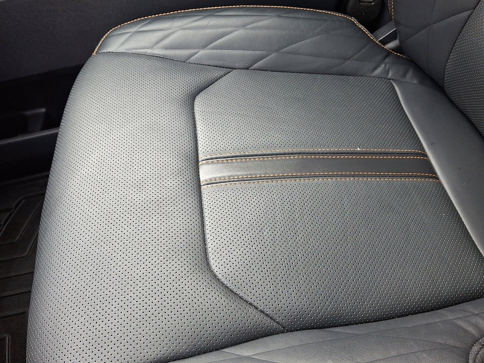 Certified 2022 Ford Expedition Max Platinum image 26