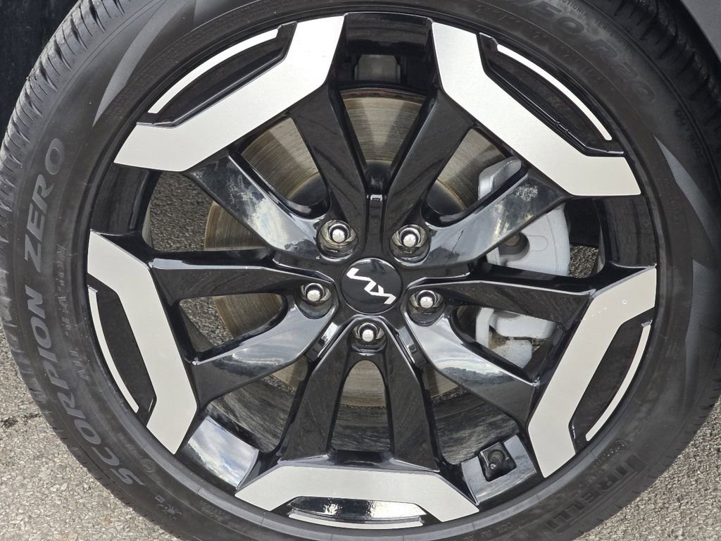 Used 2024 Kia Telluride S w/ S Sunroof Package image 11