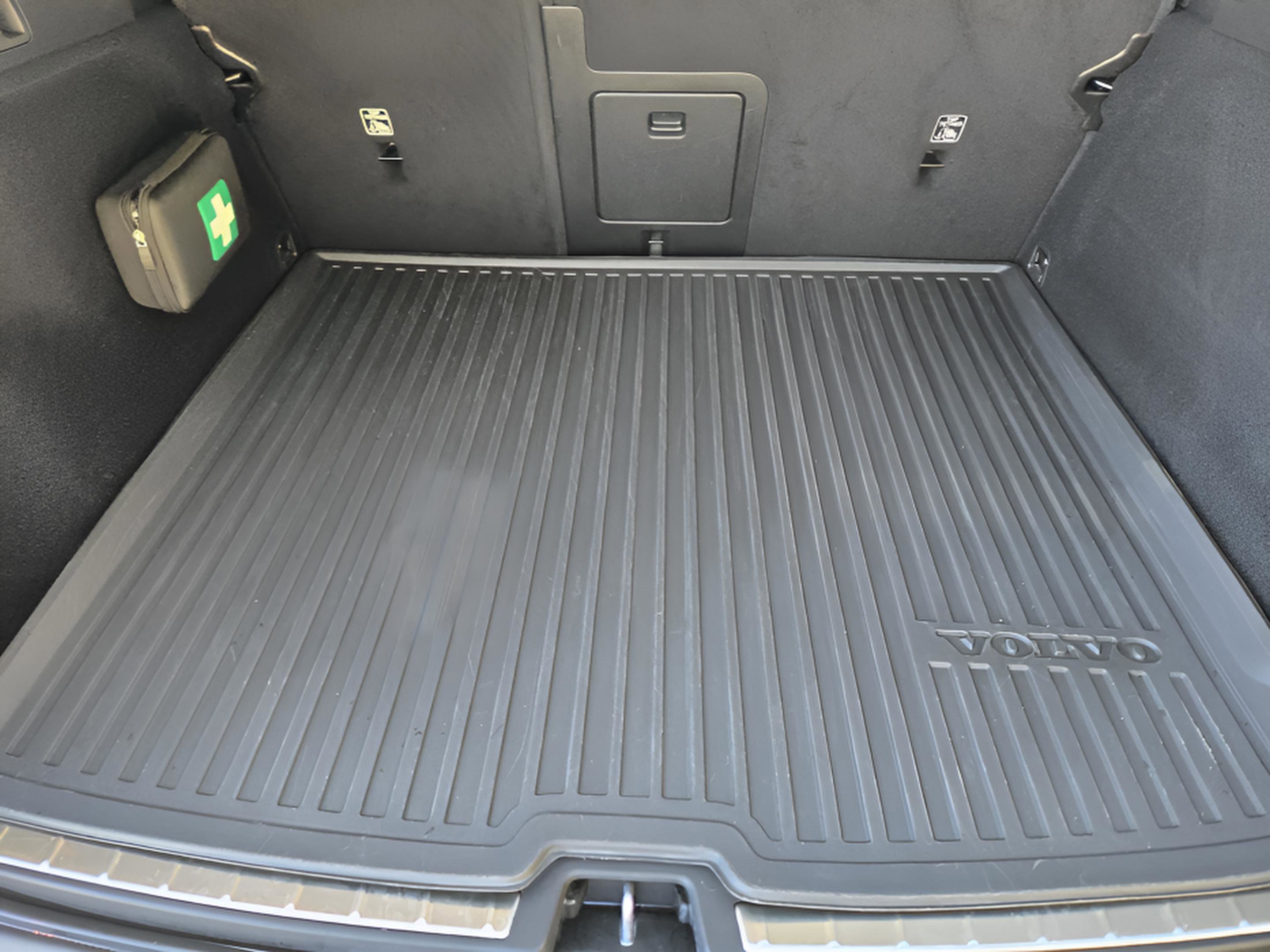 Used 2024 Volvo XC60 B5 Plus w/ Protection Package Premier image 41