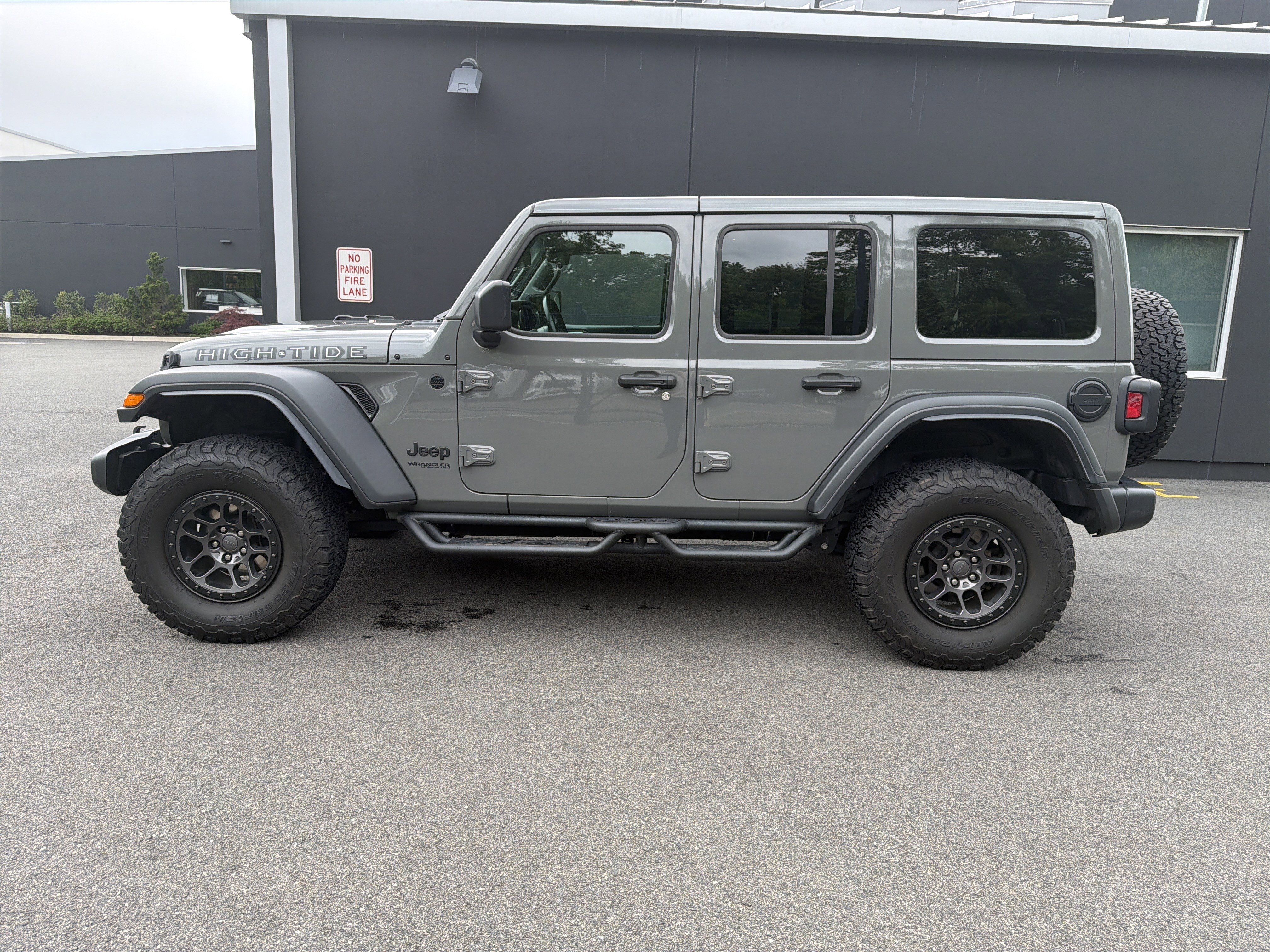 Used 2022 Jeep Wrangler Unlimited Sport AWD/4WD image 6