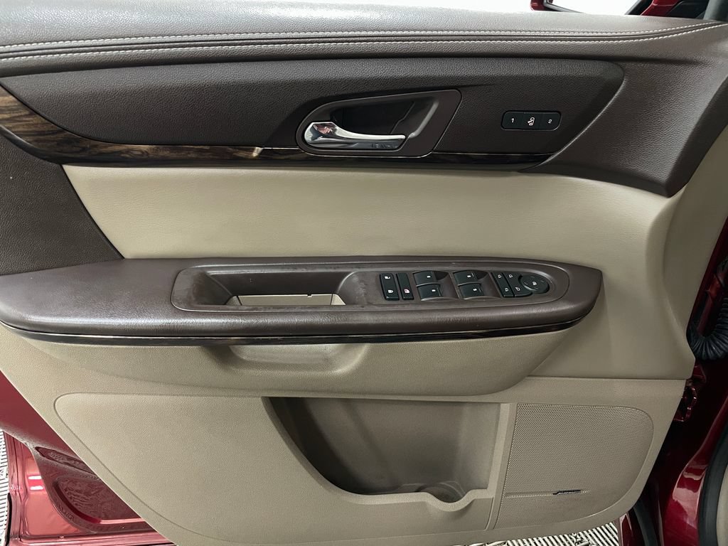 Used 2015 GMC Acadia Denali FWD image 28