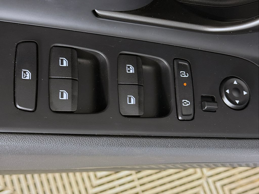 Certified 2025 Hyundai Elantra N Line FWD image 35