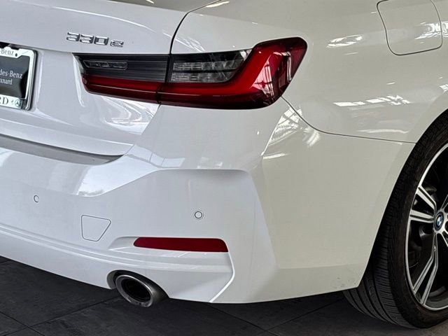 Used 2023 BMW 330e xDrive w/ Driving Assistance Package image 4