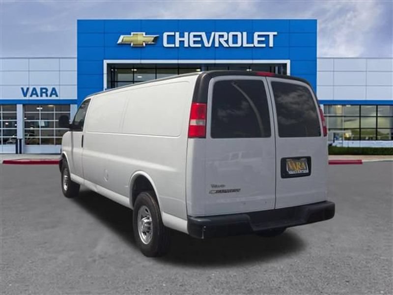 Used 2021 Chevrolet Express 2500 Extended w/ Driver Convenience Package RWD image 4