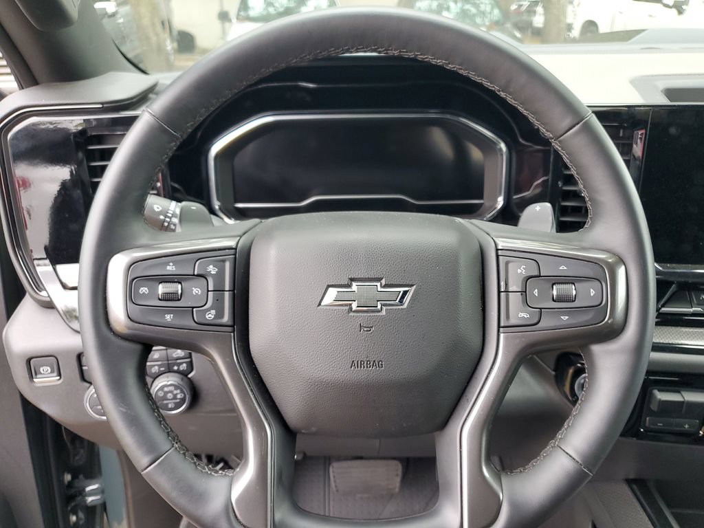 Used 2025 Chevrolet Silverado 1500 ZR2 w/ Technology Package AWD/4WD image 24