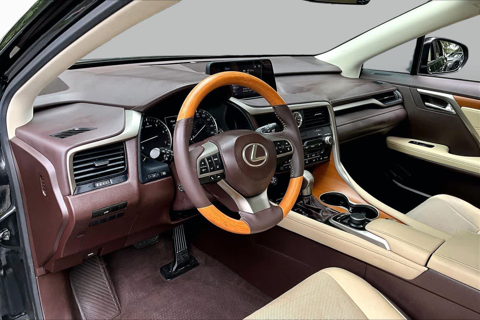 Used 2016 Lexus RX 350 FWD w/ Premium Package image 18