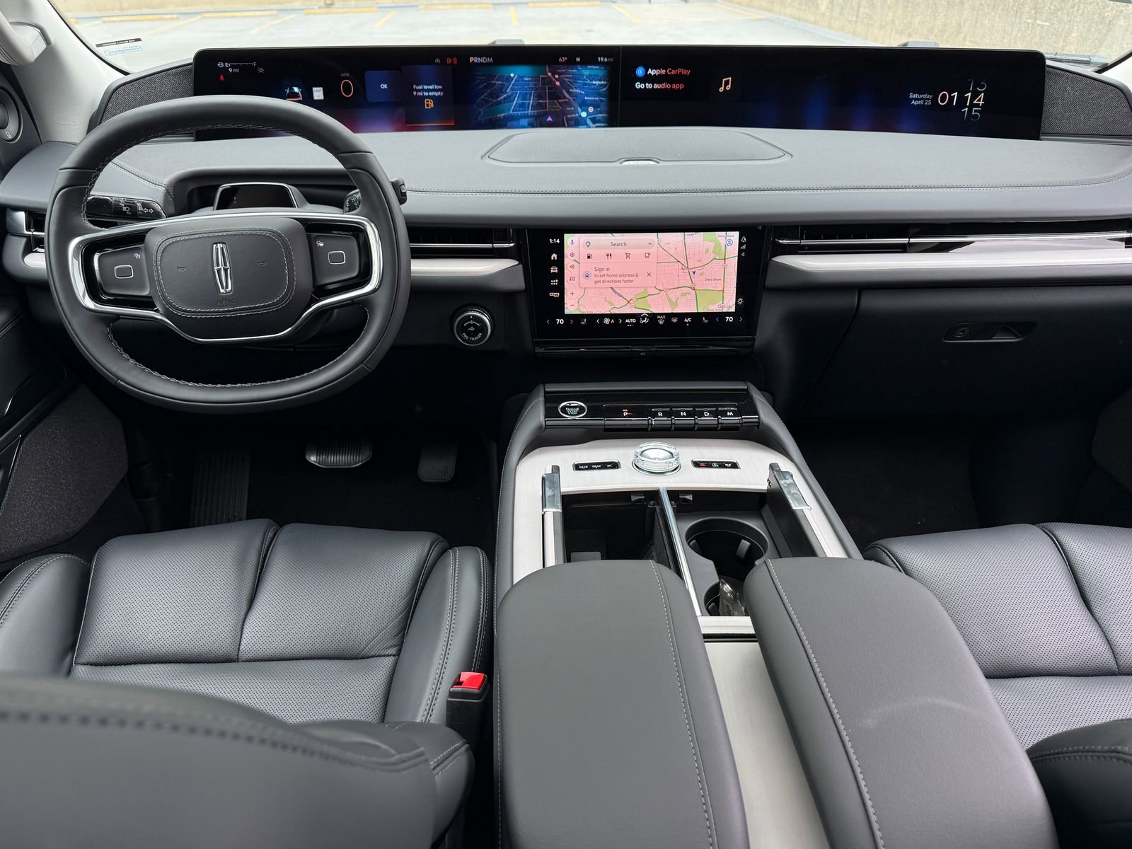 New 2026 Lincoln Navigator L Reserve AWD/4WD image 17
