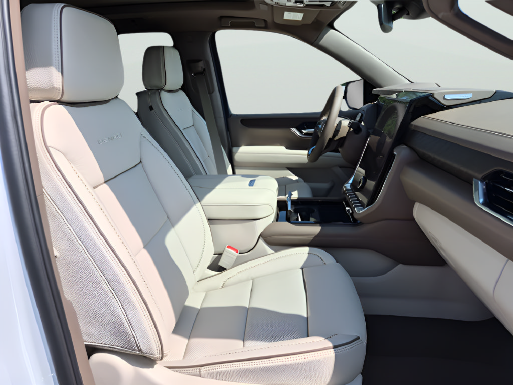 New 2026 GMC Yukon Denali w/ Sun & Power Step Package AWD/4WD image 37