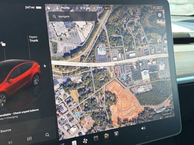 Used 2023 Tesla Model Y Long Range image 16