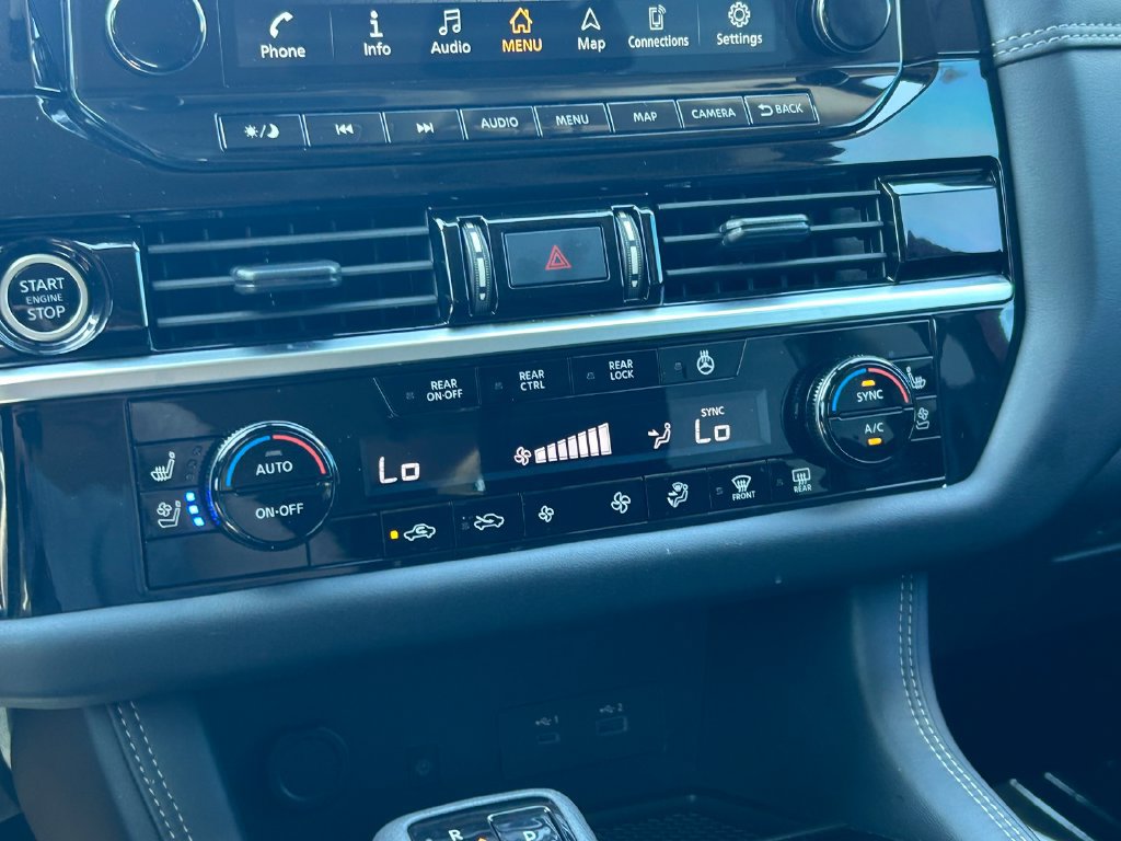 Used 2024 Nissan Pathfinder Platinum FWD image 35