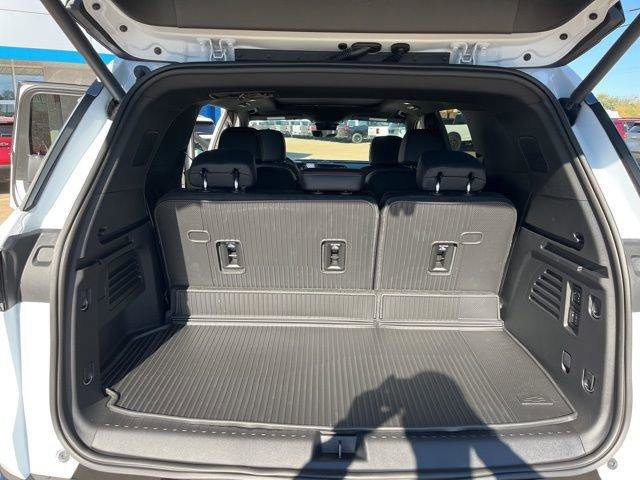New 2026 Chevrolet Traverse RS w/ LPO, Floor Liner Package image 10