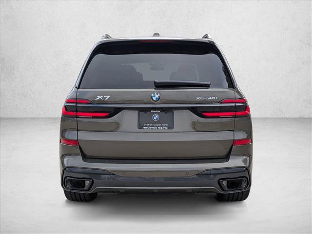 Used 2026 BMW X7 xDrive40i w/ M Sport Package AWD/4WD image 5