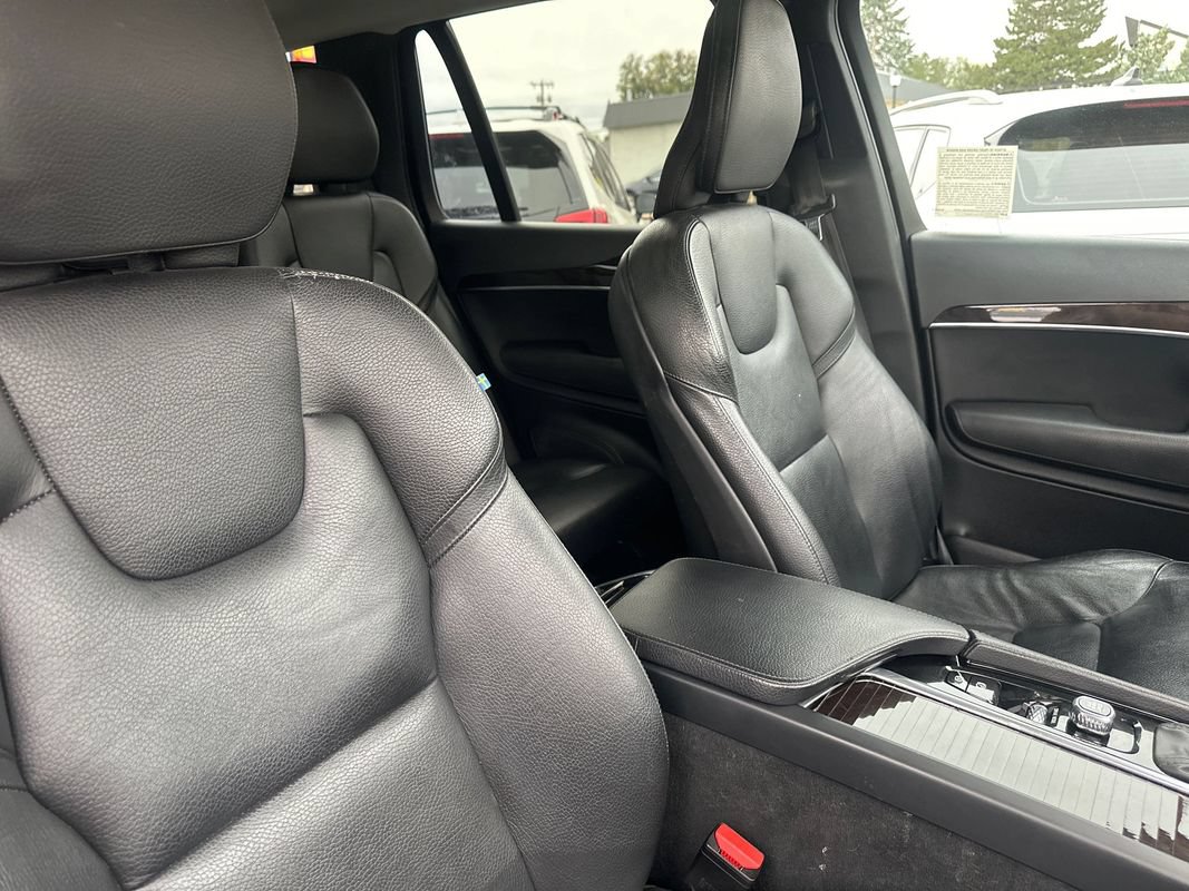 Used 2019 Volvo XC90 T6 Momentum w/ Protection Package Premier AWD/4WD image 30