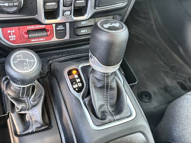 Used 2025 Jeep Wrangler Unlimited Sport AWD/4WD image 15