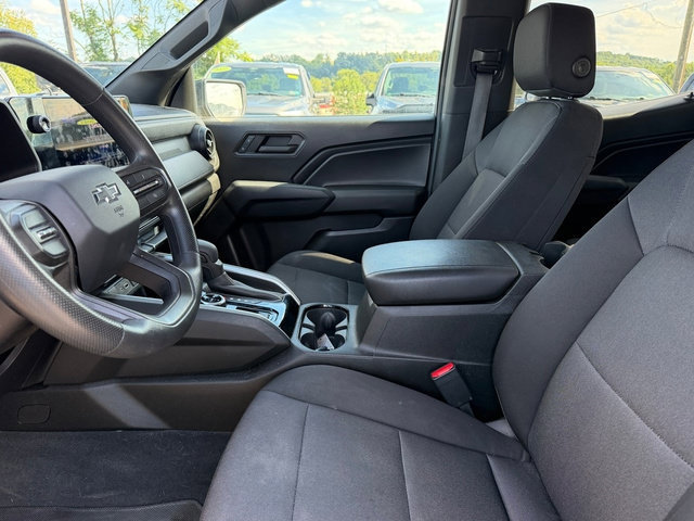 Used 2023 Chevrolet Colorado Trail Boss w/ Technology Package AWD/4WD image 11
