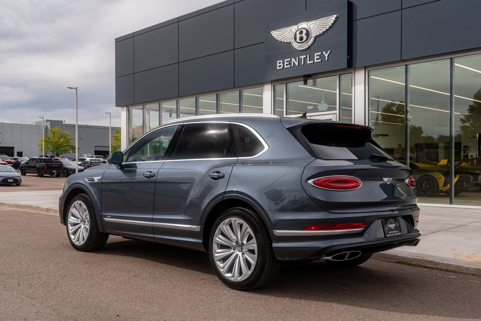 New 2025 Bentley Bentayga image 10